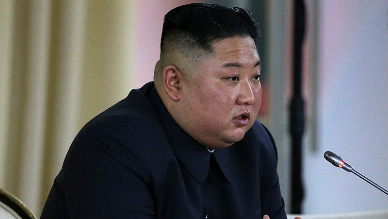 Már akkora a baj a diktatúrában, hogy Kim Dzsongun is elismerte