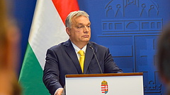 Össztűz zúdul Orbán Viktorra - Kizárást és újabb 7-es cikkes eljárást követelnek