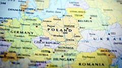 Egy kis ország kiütötte a lengyeleket - visszaszorultak a kispadra