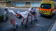 Koronavírus: 484 új fertőzöttet regisztráltak Magyarországon, négy ember életét vesztette