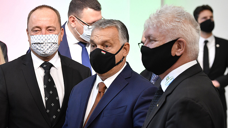 Orbán: a magyarok elsők között jutnak vakcinához