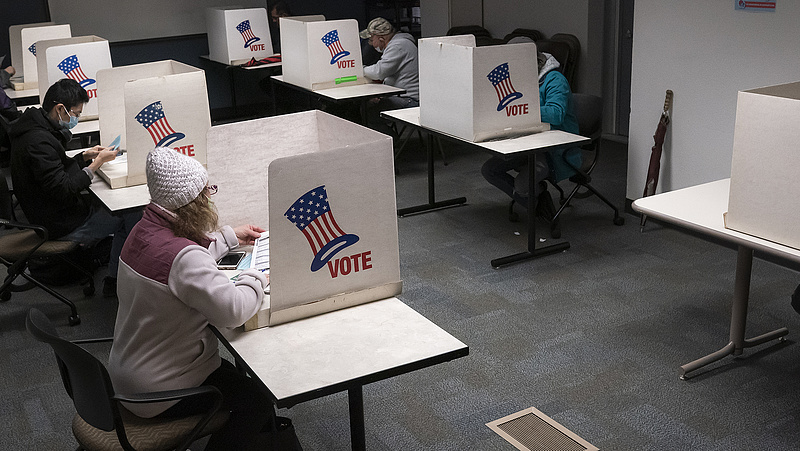 Elnökválasztás: a postában reménykednek a demokraták