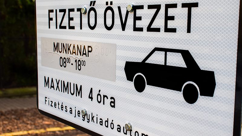 Teljesen megváltozik a budapesti parkolás: új zónák, magasabb díjak lesznek