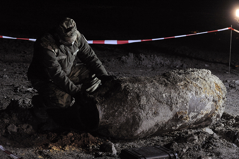 Hatástalanították a Kvassay hídnál talált egytonnás légibombát