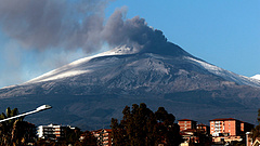 Még jobban beindulhat az Etna - lávafolyás és földrengés Szicíliában