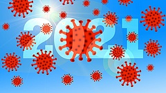 A koronavírus nem lassít: megjöttek a friss számok