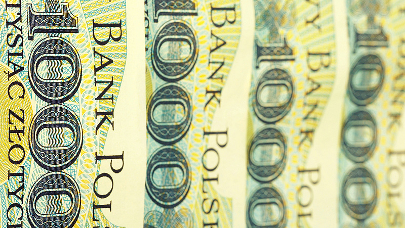 Szívózó bankokra száll rá a lengyel fogyasztóvédelem