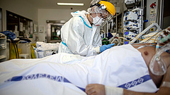 Koronavírus: 189 beteg meghalt, több mint 11 ezren kórházban, 1340 beteg lélegeztetőgépen van Magyarországon