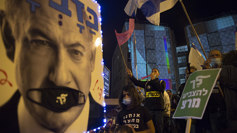Tömegek tüntettek Netanjahu ellen Izraelben