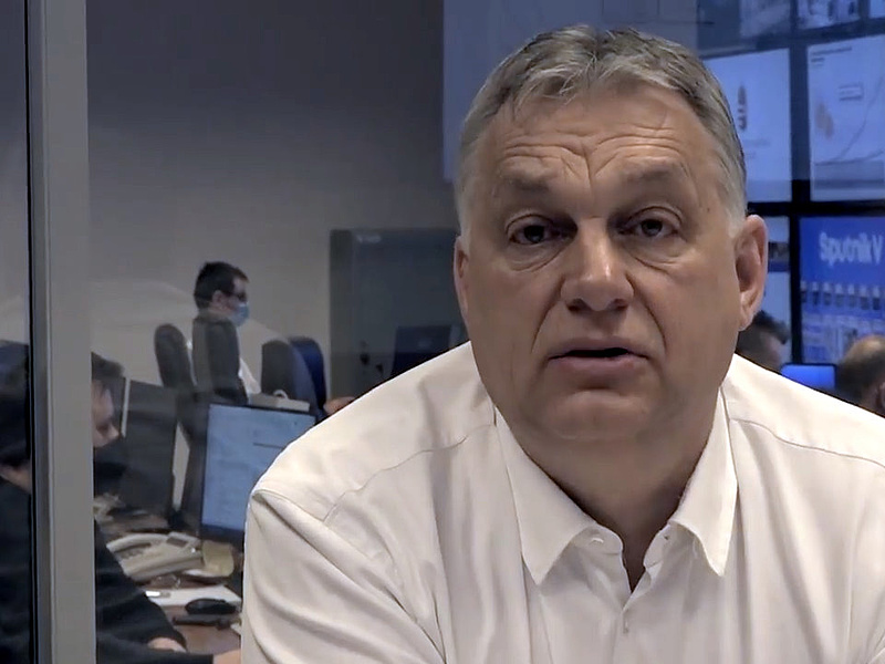 Orbán: megváltozik az önkéntes és tömeges oltási rendszer