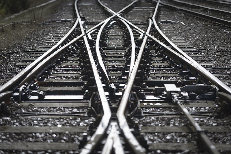 Mészáros-cég is benne lehet Magyarország legdrágább vasúti beruházásában