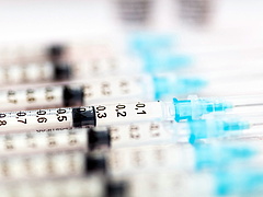 Koronavírus: már több mint 3,2 millió Pfizer-vakcina érkezett Magyarországra 