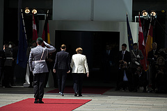 Kémbotrány: Merkelre dolgozott az amerikai titkosszolgálat Dániában