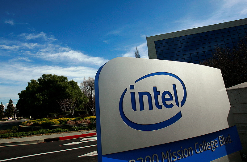 Az Intel veszteséges volt a tavalyi utolsó negyedévben