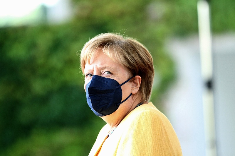 Búcsúzóul rendkívül súlyos vád érte Merkelt
