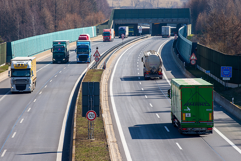 Új szakaszába lépett a magyar autópálya-rendszer bővítése