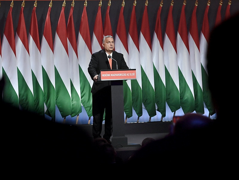 Orbán Viktor: a győzelmet nem fújja be a szél