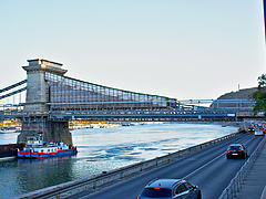 Budapest belefulladhat a félkész beruházásokba