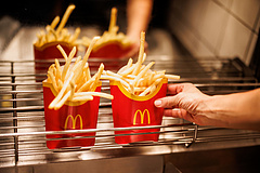 Reagált a válságra a McDonald's: változás a sültkrumpliknál