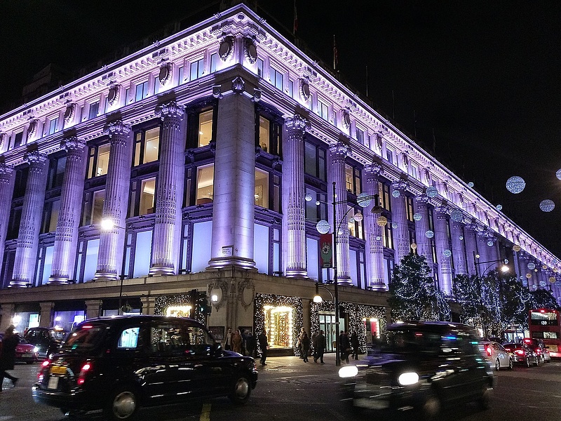 Eladták az ikonikus londoni luxusáruházat