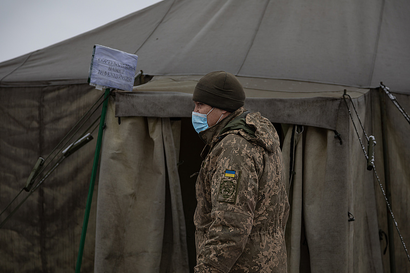 Teljes készültségben az orosz hadsereg az ukrán határon