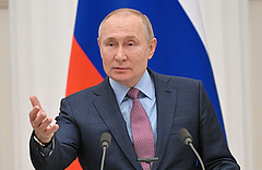 Putyin segélyt utaltat az ukrán szakadárállamok menekültjeinek