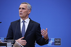 Stoltenberg: a NATO kész megvédeni minden centiméternyi szövetséges területet