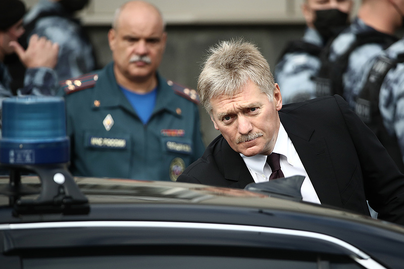 Peszkov szerint Zelenszkijjel csak Moszkva feltételeinek végrehajtásáról tárgyalnak