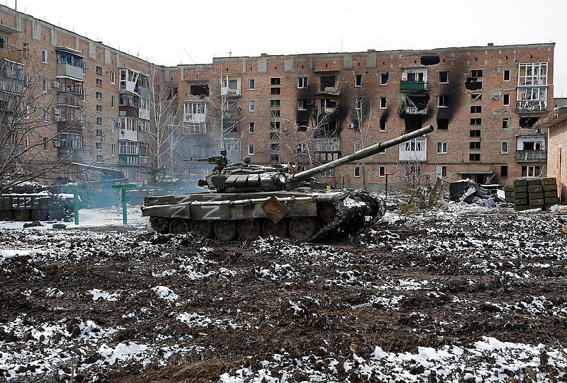 Naponta több száz embert vesztenek az ukránok, az oroszok folytatják az erőszakos oroszosítást