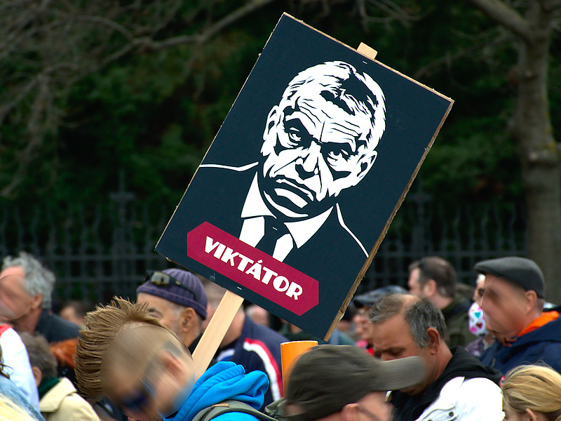 Kínos egymásra mutogatásba keveredett a magyar ellenzék
