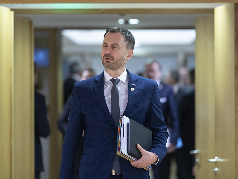 Kisebbségi kormányzásra készül a szlovák miniszterelnök