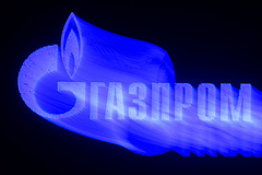 Súlyos válaszcsapásra készül Brüsszel, a magyar kormányt is eltiltaná a rubeles fizetéstől a Gazprom felé