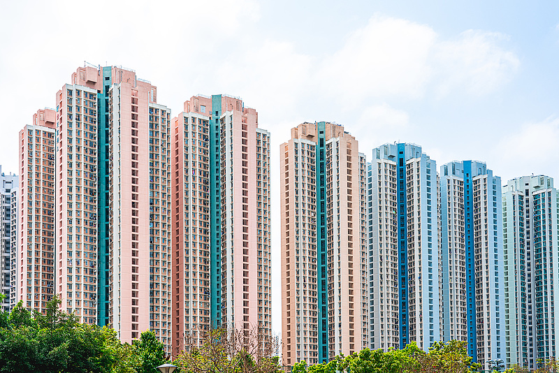 Súlyos helyzetbe került a kínai ingatlanfejlesztő óriás, csődvédelmet kér