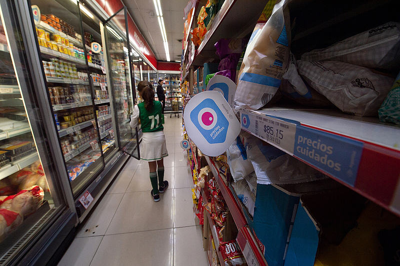 Argentína 1500 termék árát fagyasztja be