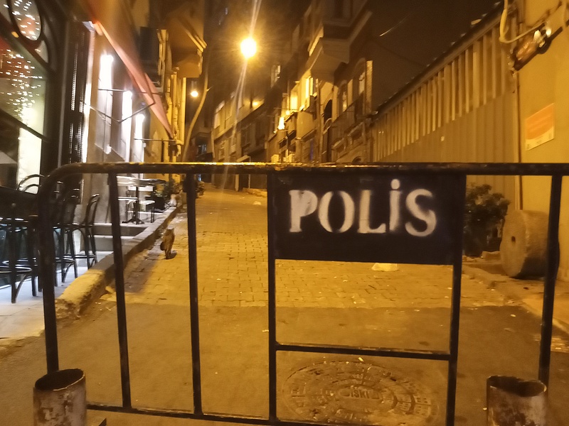 A Napi.hu munkatársa Isztambulban van: a helyieket nem nagyon lepte meg a robbanás (fotókkal)