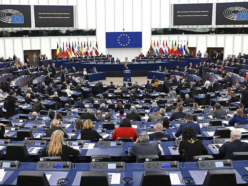 Megszületett Brüsszel rendkívüli döntése a magyar pénzekről