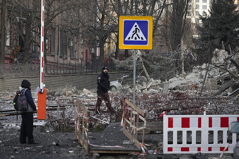 Országos rakétatámadás zúdult Ukrajnára: találatok érték Kijevet is