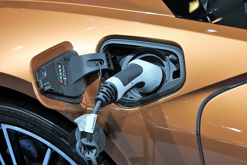 A 2023-ban értékesített autók közel ötöde elektromos lesz