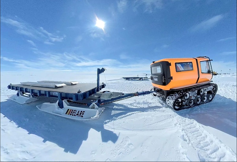 Elektromos jármű cirkál az Antarktiszon, de át kell alakítani