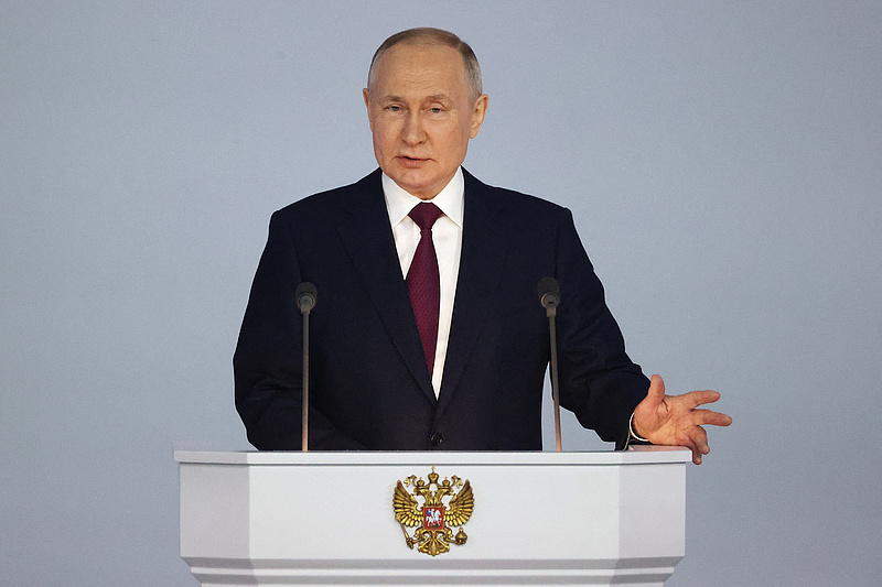 Nukleáris megállapodás a parkolópályán, „istentelen, pedofil” nyugati normarendszer – Putyin beszédet  intézett az oroszokhoz