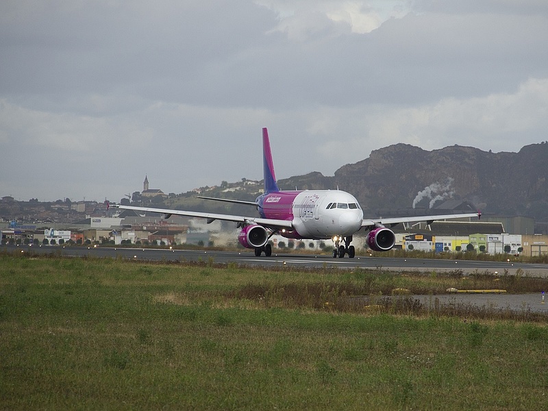 Szigorúbb szerződés köti a Wizz Airt a légiutasok jogainak védelmére