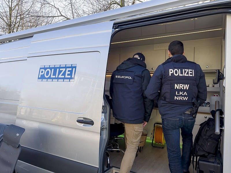 Feketeöves kiberbűnözőkre csapott le az Europol
