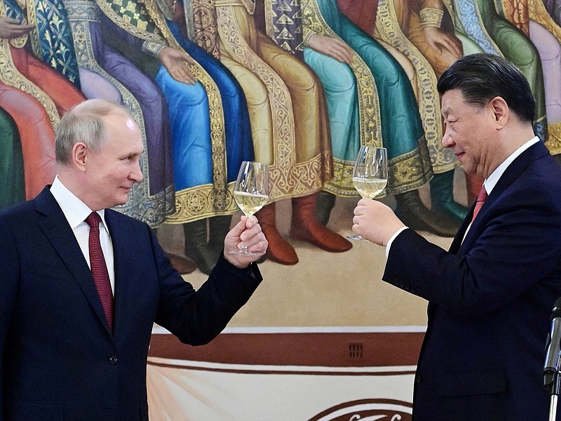 Szó sem esett béketervről Putyin és Hszi Csin-ping találkáján
