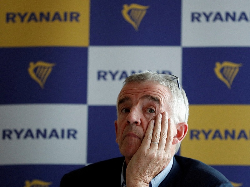 Több mint negyedmilliárd forintos bírságot kapott a Ryanair