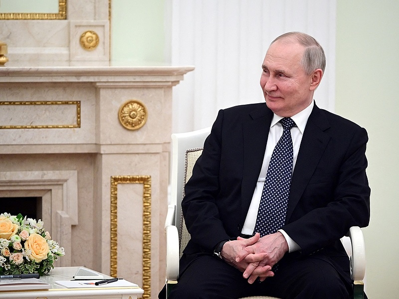 Az OPEC elintézte, hogy Putyin is örüljön egy kicsit