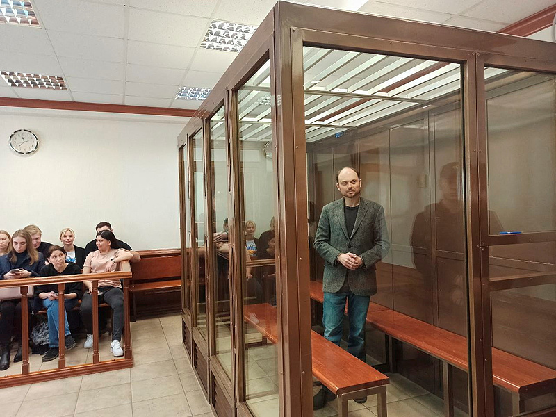 Túlélte a mérgezési kísérleteket: 25 évre börtönbe küldték az orosz ellenzékit