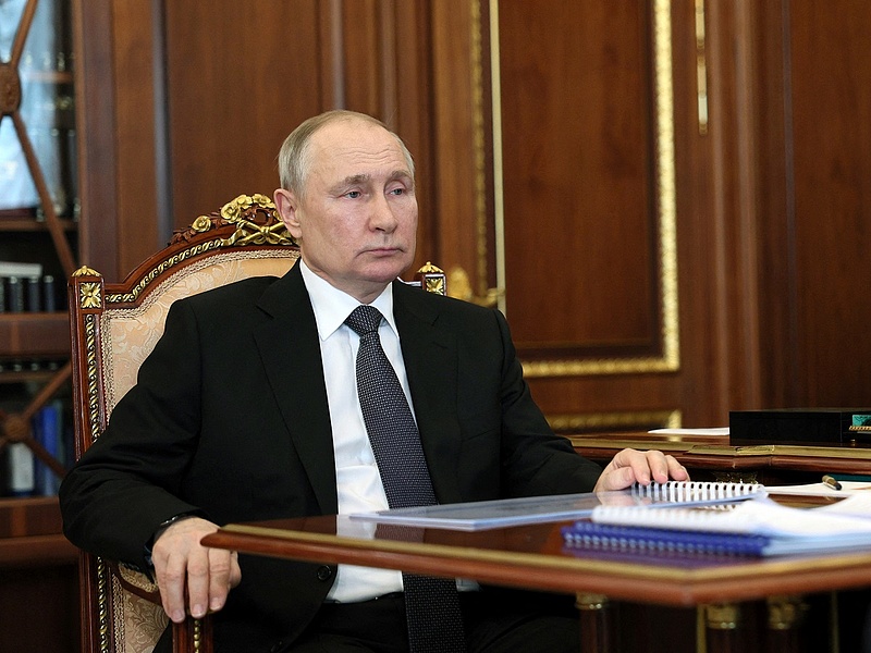 Putyin megtorolja, hogy külföldön lefoglalják az orosz vagyont