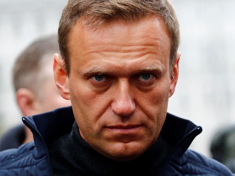 Navalnij: „Esténként teljes hangerővel játsszák Putyin beszédeit a börtönben”