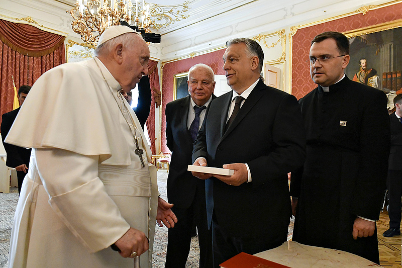 Ferenc pápa és Orbán Viktor azonos nézőpontot képvisel, vélekednek a magyarok