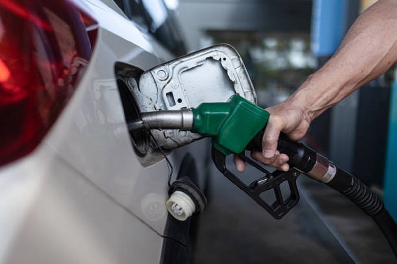 Megtörténhet, hogy üzemanyag-árstopot rendel el a kormány